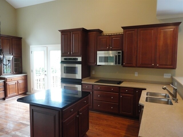 Building Photo - 2300 Barton Oaks Drive