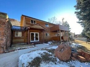 Building Photo - Close to Soderberg Trail Head And Horsetoo...