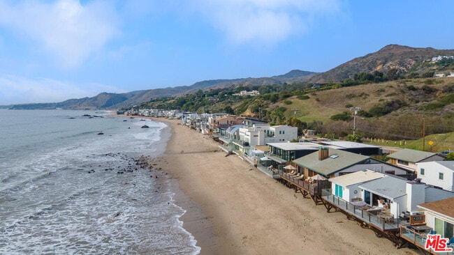 Building Photo - 24542 Malibu Rd