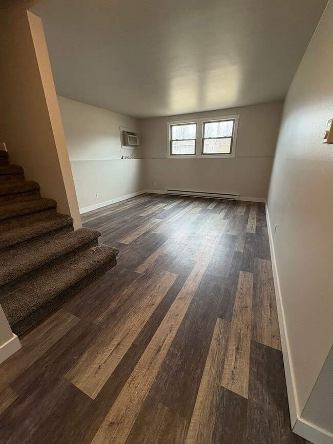 Building Photo - JCP - 04 -Terrace Dr