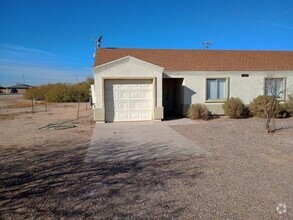 Building Photo - 3 bedroom in Eloy AZ 85131