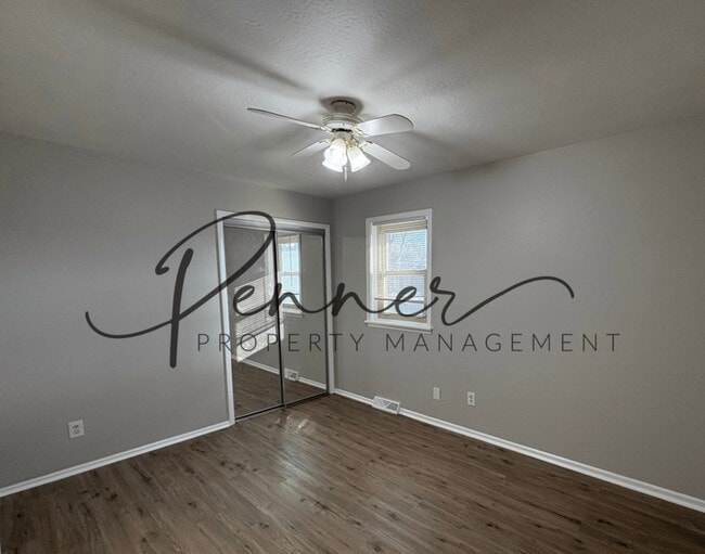 Building Photo - 1713 E T C Lea Rd