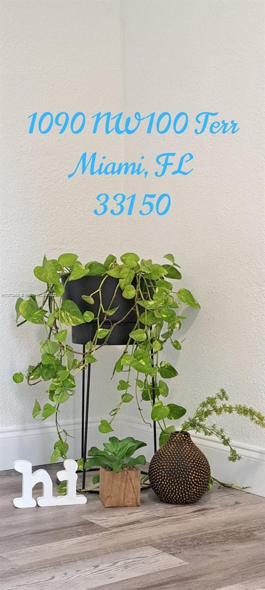 Building Photo - 1090 NW 100th Terrace