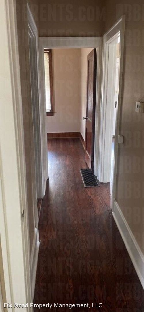 Building Photo - 2 br, 1 bath House - 2229 Freeman Avenue,