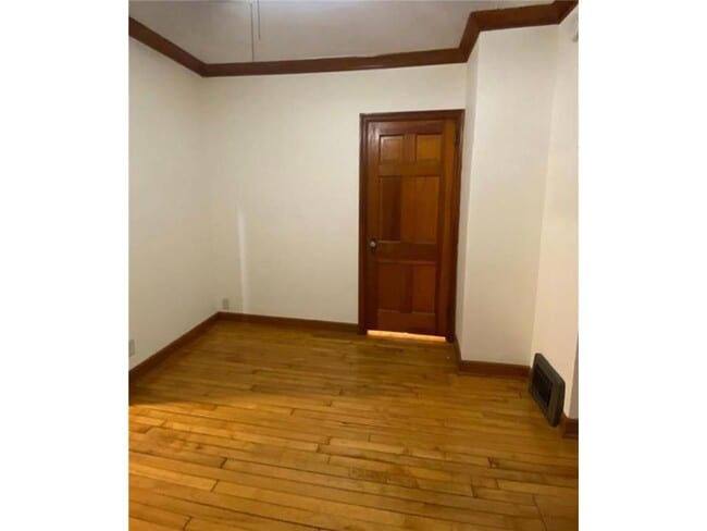 Building Photo - 1068 Arundel St