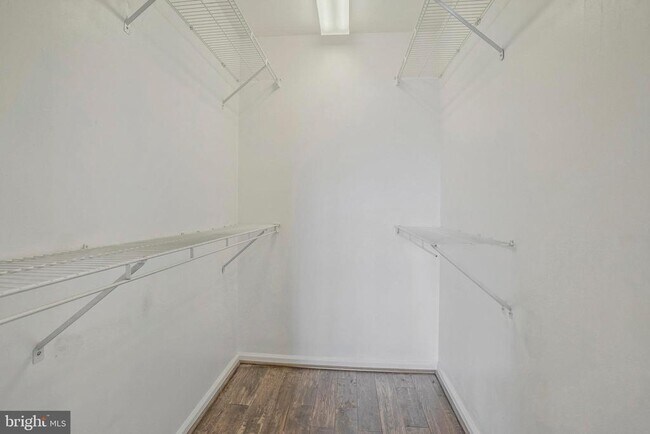 Building Photo - 6340 Walking Ln