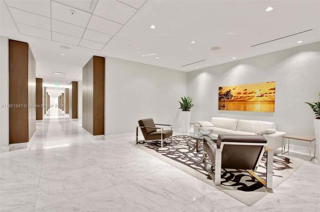 Building Photo - 10155 Collins Ave