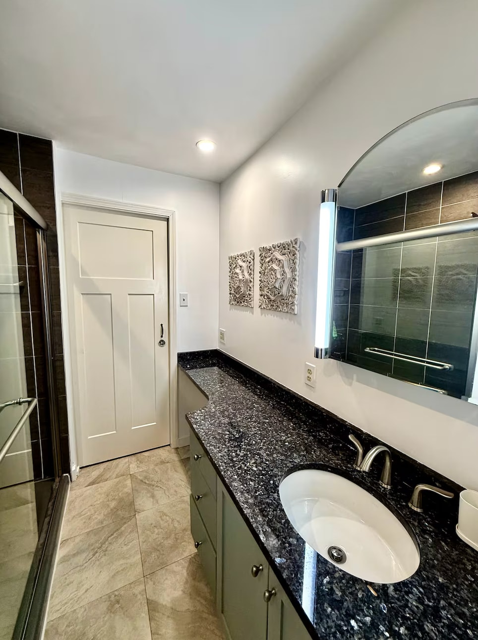 main bathroom - 187 42nd St