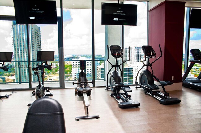 Building Photo - 11 NE 6th St