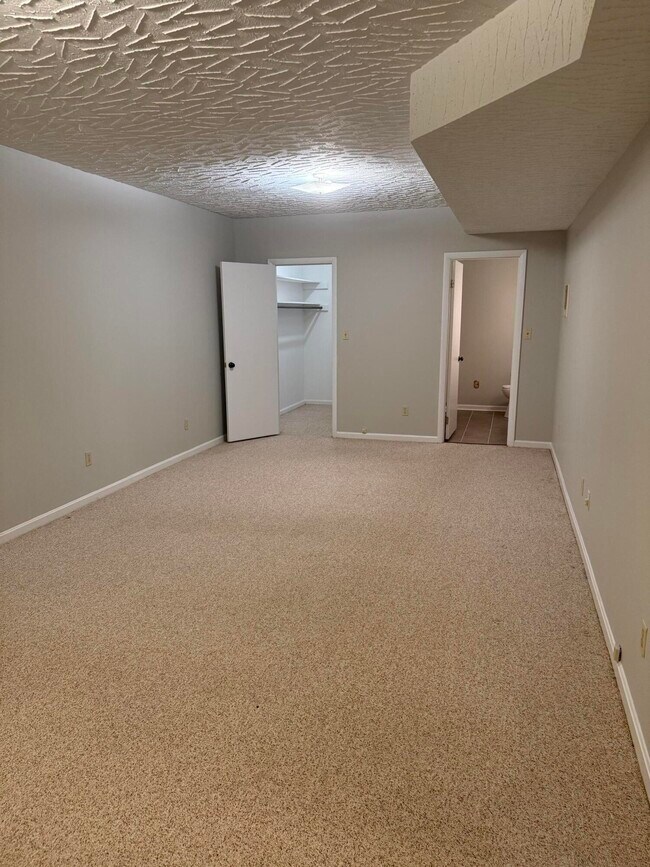 Building Photo - 3487 Ormond Cir