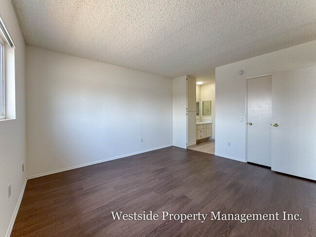Building Photo - 6253 Lankershim Blvd