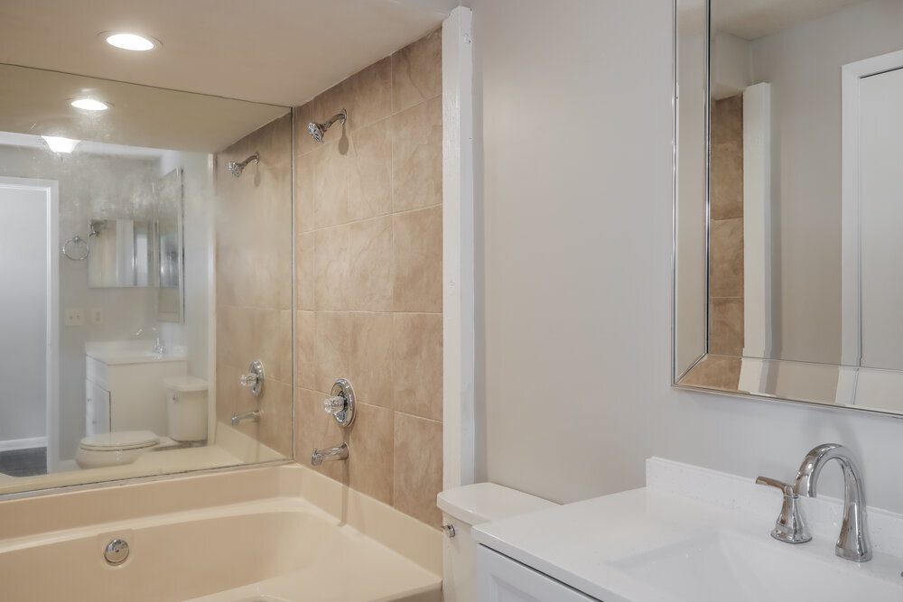 Building Photo - 11159 Wethersfield Ct