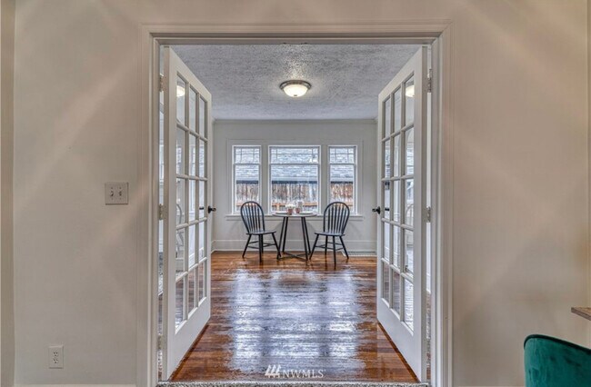 office view of the dining room - 1229 7th St