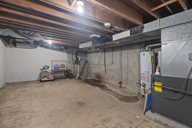 Building Photo - 128 N Menard Ave