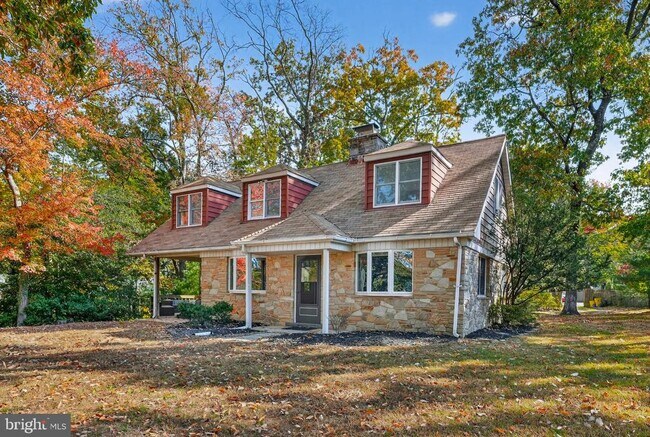 Building Photo - 616 Mcmagan Dr