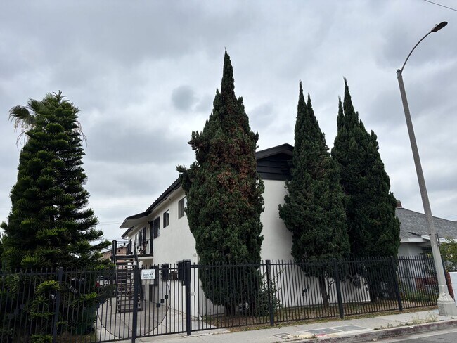 Building Photo - 1406 Exposition Blvd