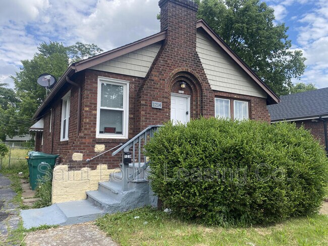 Building Photo - 1214 Gruner Pl