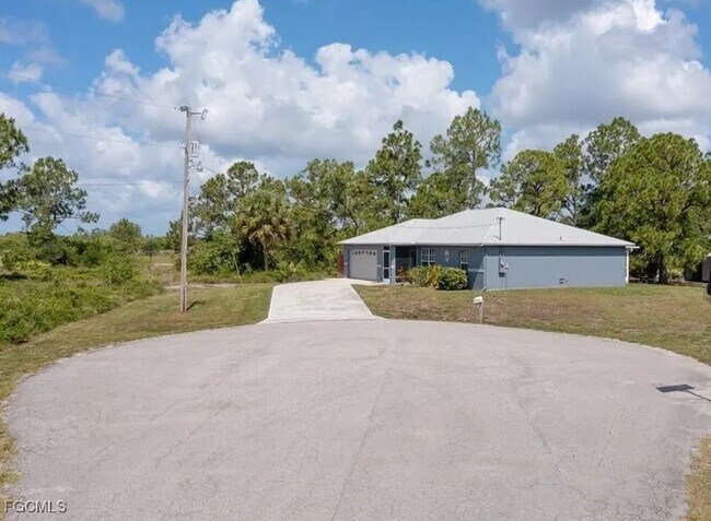 Building Photo - 1107 Bard Ct