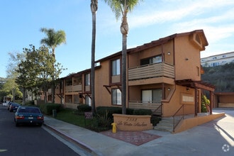 Building Photo - La Costa Seashore