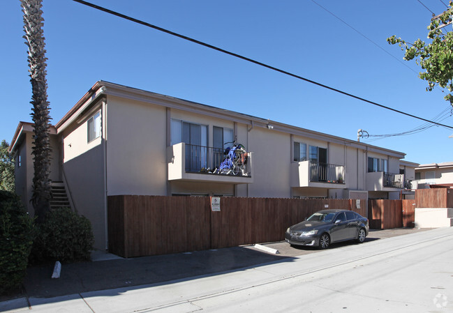 Building Photo - Jewell St Apartments