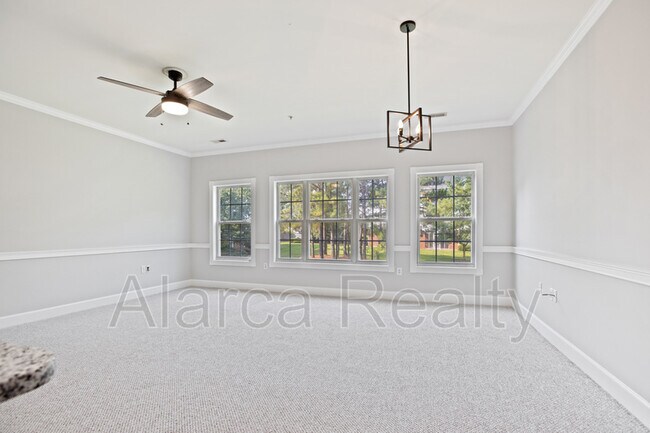 Building Photo - 8745 Coralbell Ln