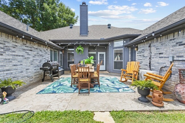 Building Photo - 6711 Landover Hills Ln