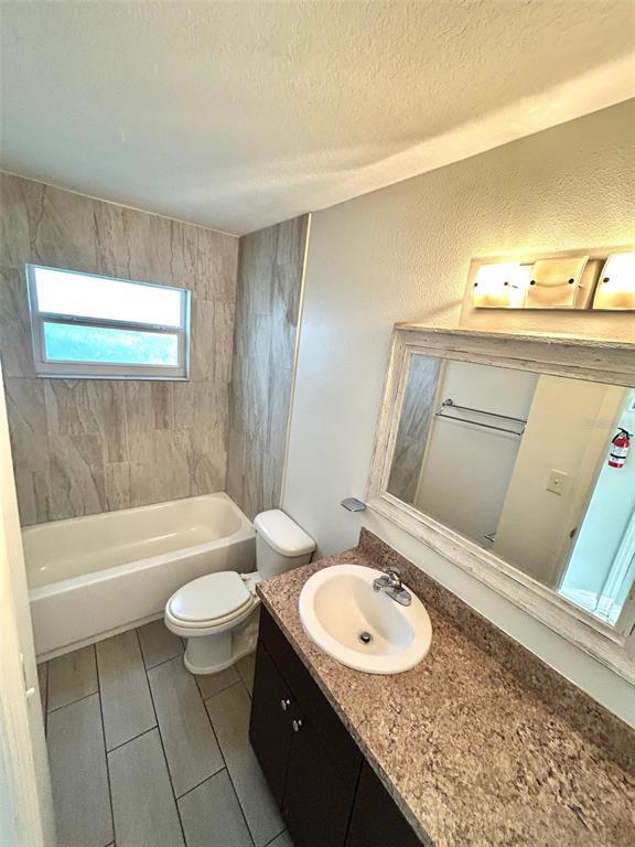 Building Photo - 9601 N 10th St