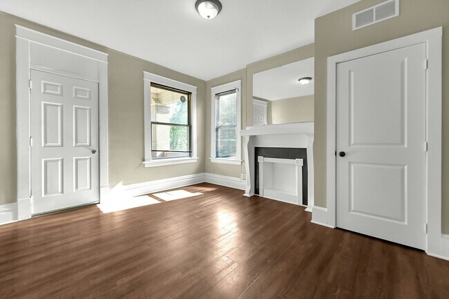 Building Photo - 345 Chittenden Ave