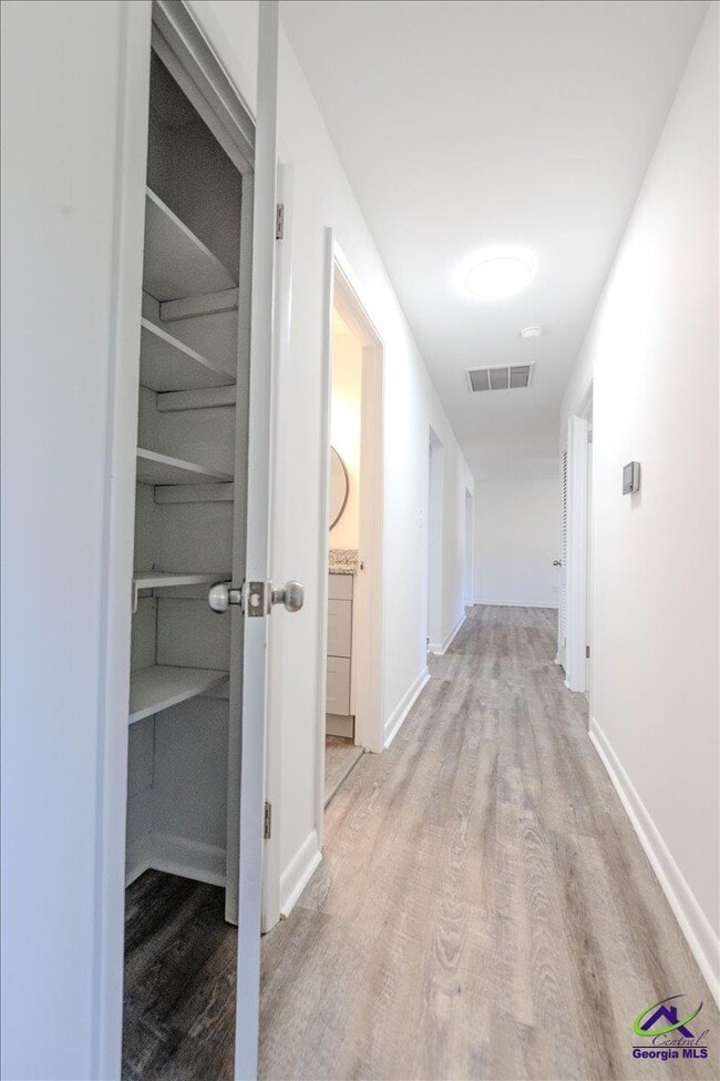 Building Photo - 100 Belmont Dr