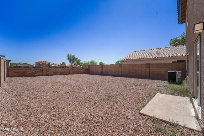Building Photo - 11215 W Heatherbrae Dr