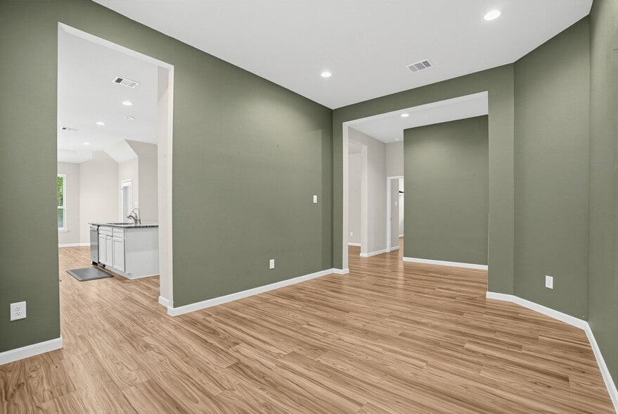 Building Photo - 8822 Vasco