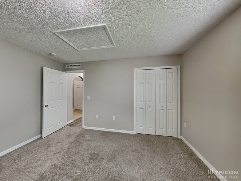 Building Photo - 4115 Woodley Creek Rd