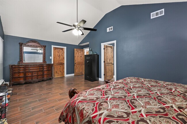 Building Photo - 1917 Endeavor Ct