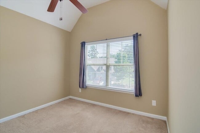 Building Photo - 5634 Sunbury Loop