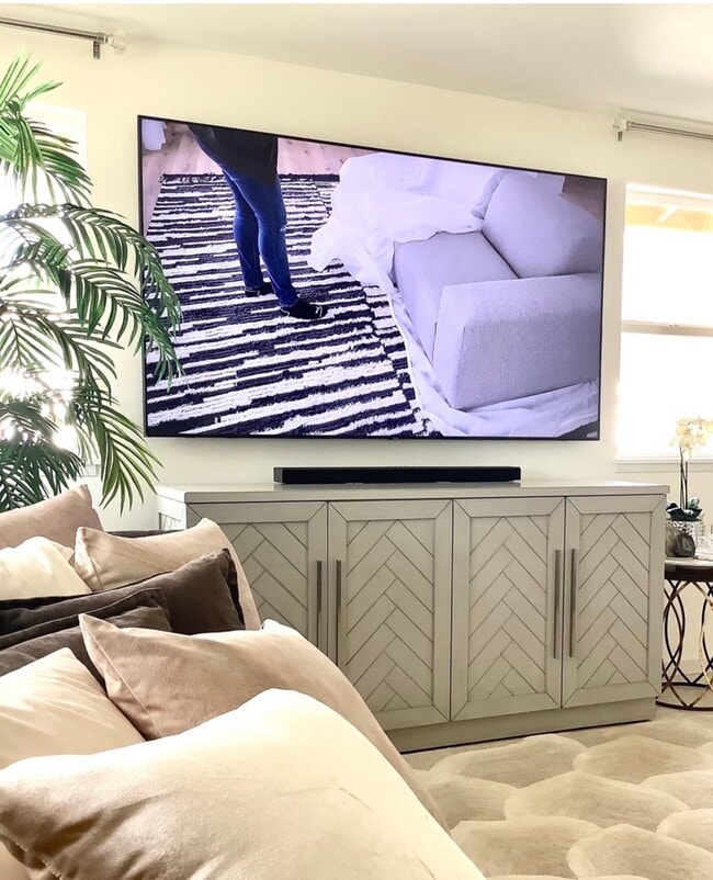 Building Photo - 91-1350 Kilipue St