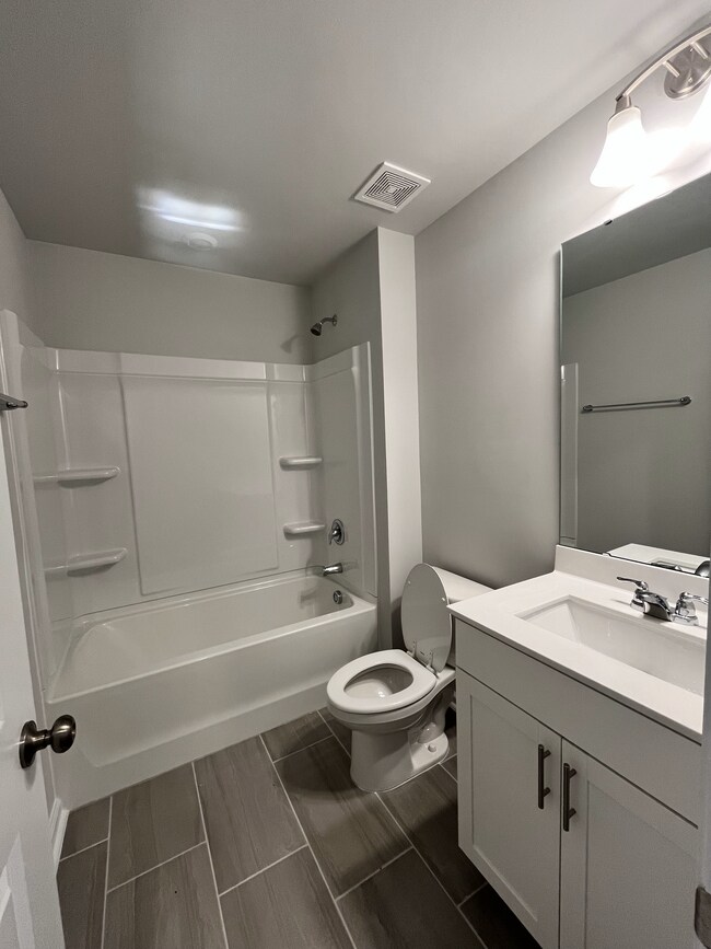Building Photo - 2138 Terrawood Dr
