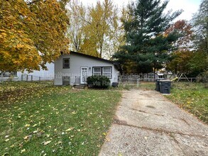 Building Photo - 4211 Beechmount Ave