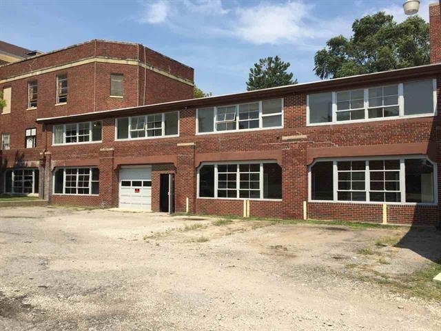 Building Photo - Forest Park Apartments