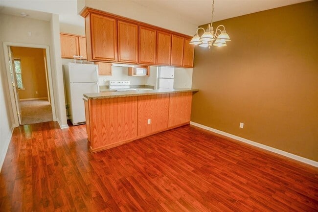 Building Photo - 2116 Bullocks Run Rd