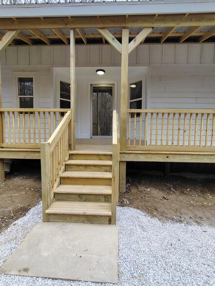 Building Photo - 375 Ester Spur Rd