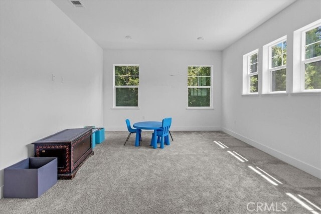 Building Photo - 211 Creekside Ct