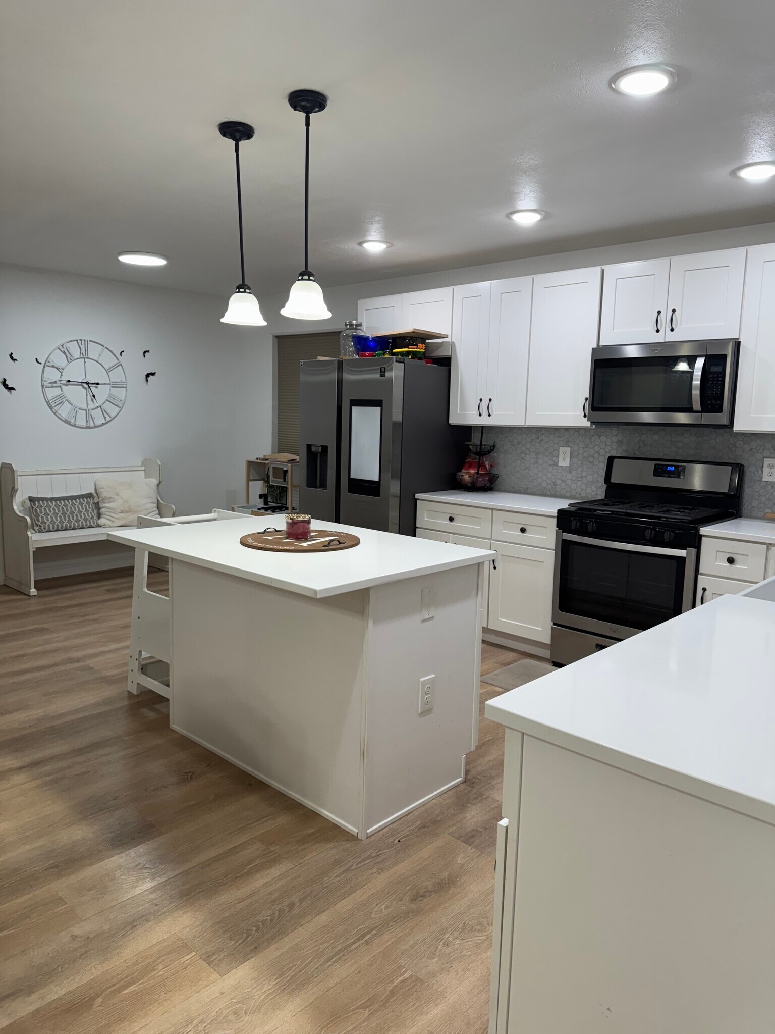 Building Photo - 2944 W 18th Ave