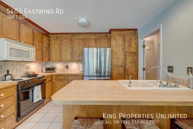 Building Photo - 5403 Eastwind Rd