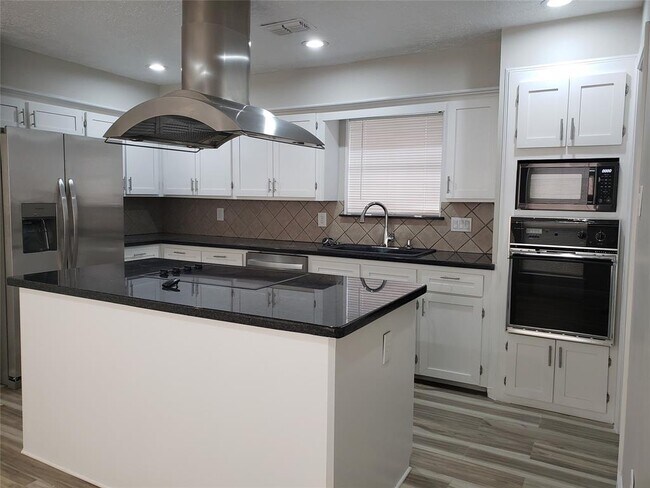 Building Photo - 9122 Chesney Downs Dr