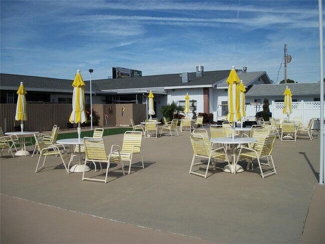 Building Photo - 5850 18th St N