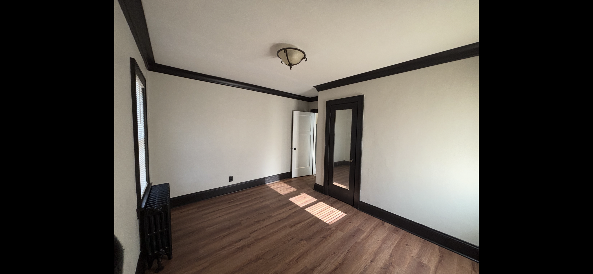 Building Photo - 3502 E Cudahy Ave