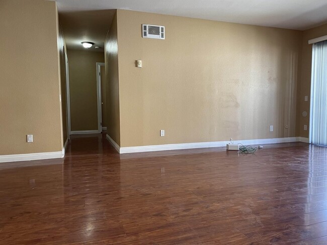 Building Photo - 6333 College Grove Way