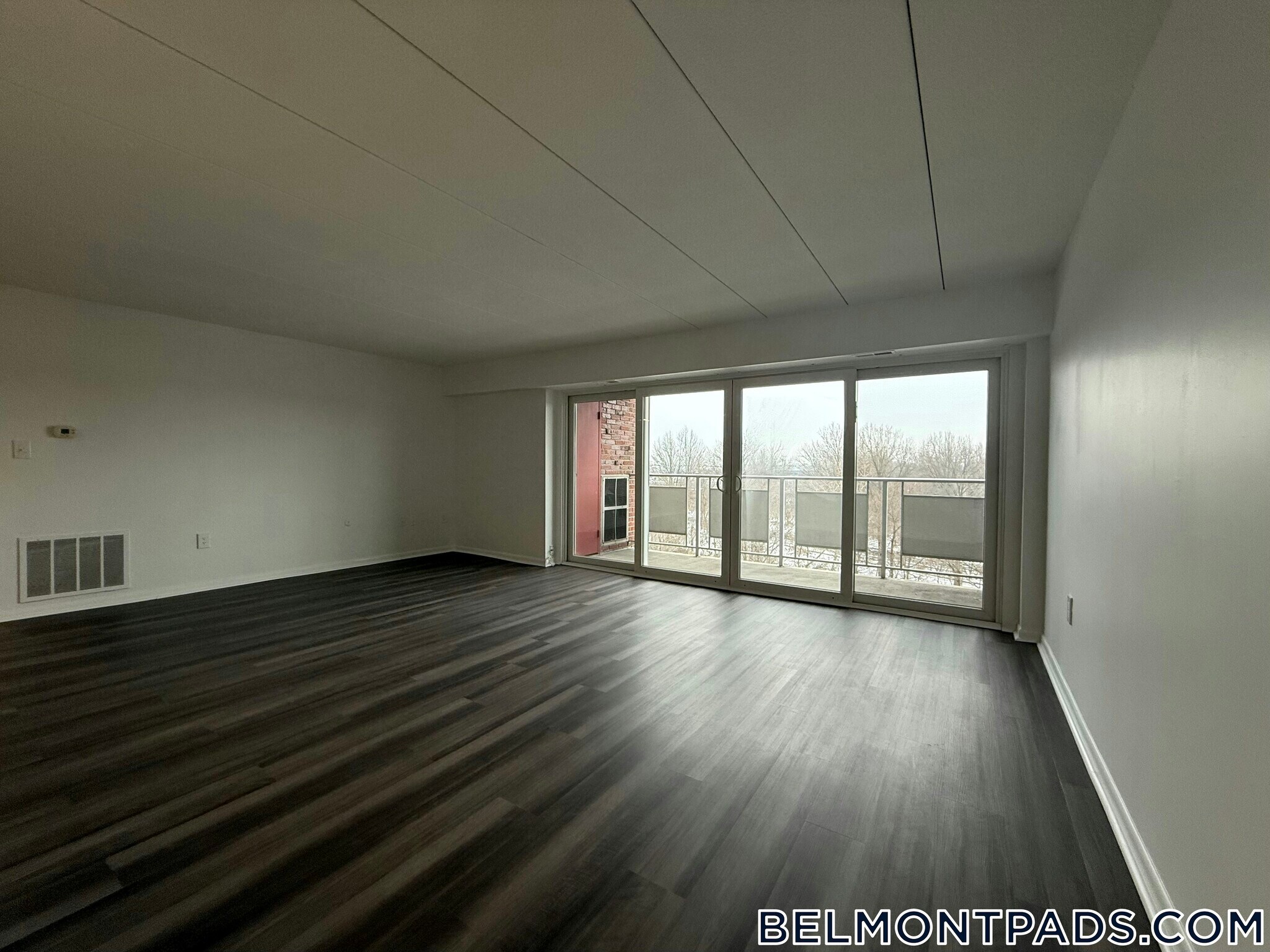 Building Photo - 53 Hill Rd