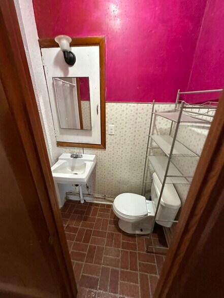 Bathroom - 117 E Main St