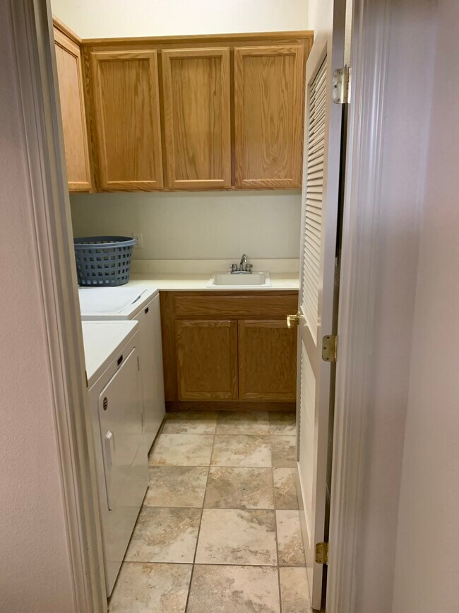 921 Augusta Dr 921 Augusta Dr Brentwood CA 94513 Apartment Finder